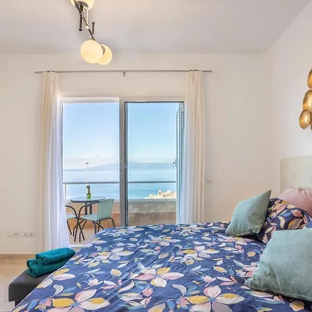 Home2book Sea View & Design Duplex Gigantes 公寓 圣地亚哥港