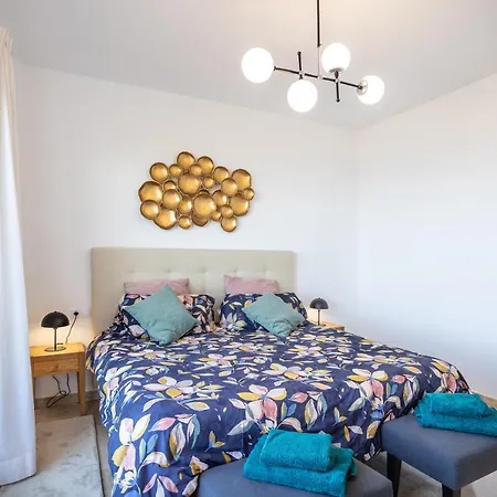 Home2book Sea View & Design Duplex Gigantes * 圣地亚哥港